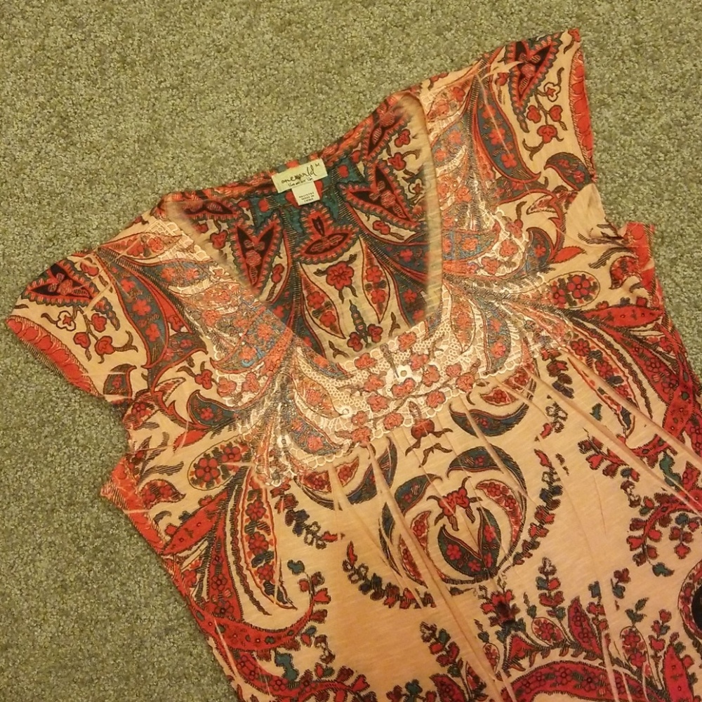 One World paisley top EUC!